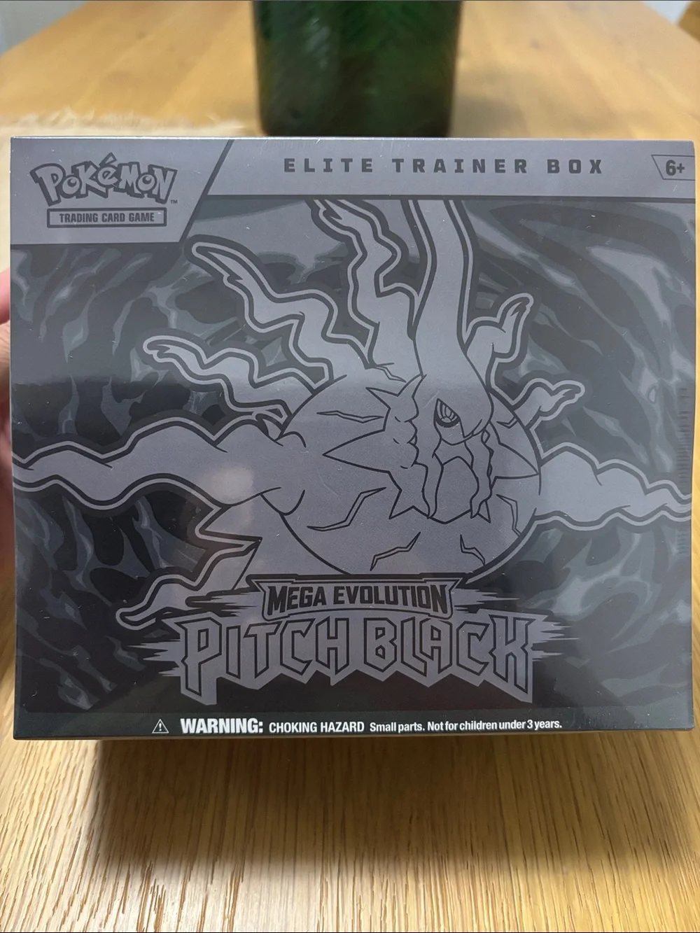 Pokémon TCG Mega Evolution Pitch Black Elite Trainer Box Sealed
